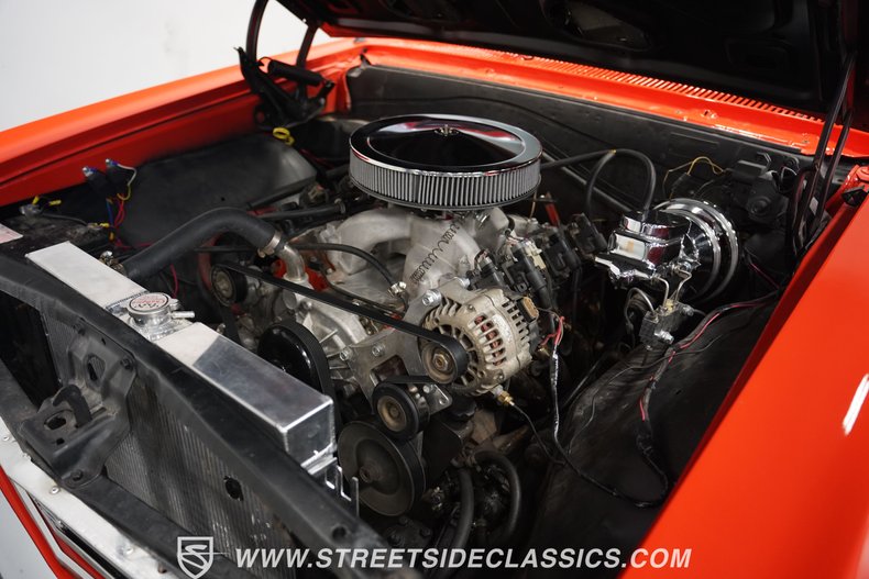 Unknown-Chevelle-1966-Hugger-Orange-Black-43