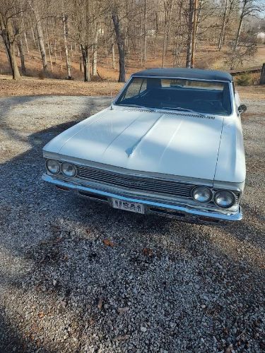 Unknown-Chevelle-1966-Pearl-WhiteBlack-Vi-6