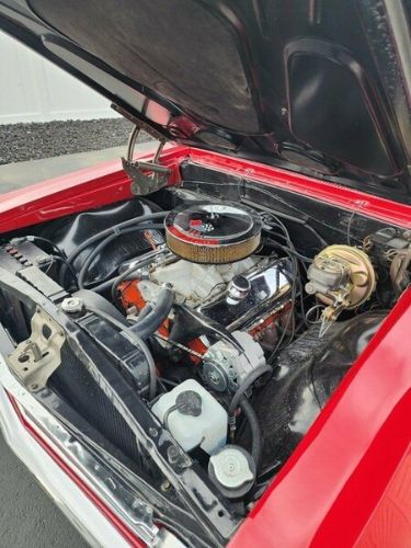 Unknown-Chevelle-1966-Red-Black-1