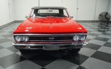 Unknown-Chevelle-1966-Red-Black-18