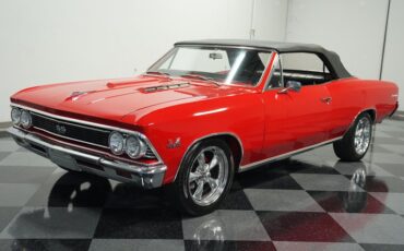 Unknown-Chevelle-1966-Red-Black-20