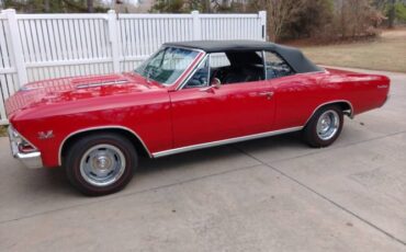 Unknown-Chevelle-1966-Red-Black-3