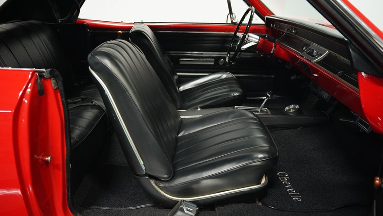 Unknown-Chevelle-1966-Red-Black-47