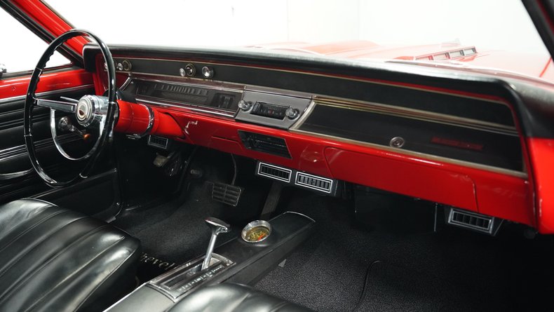 Unknown-Chevelle-1966-Red-Black-48