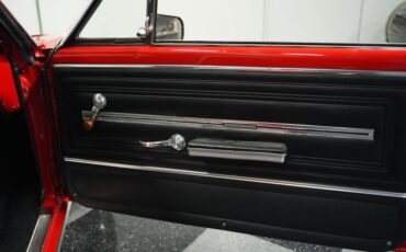 Unknown-Chevelle-1966-Red-Black-6