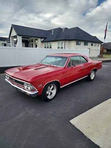Unknown-Chevelle-1966-Red-Black-6