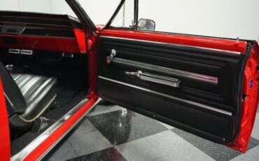 Unknown-Chevelle-1966-Red-Black-7