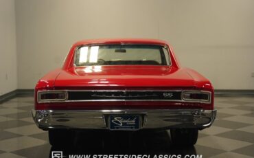 Unknown-Chevelle-1966-Regal-Red-Black-10