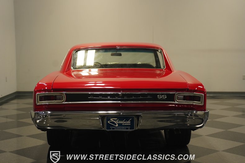 Unknown-Chevelle-1966-Regal-Red-Black-10