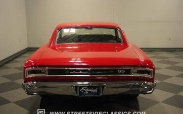 Unknown-Chevelle-1966-Regal-Red-Black-24