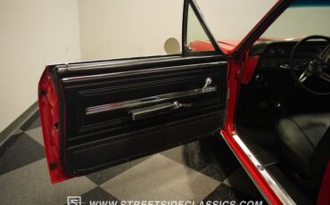 Unknown-Chevelle-1966-Regal-Red-Black-34