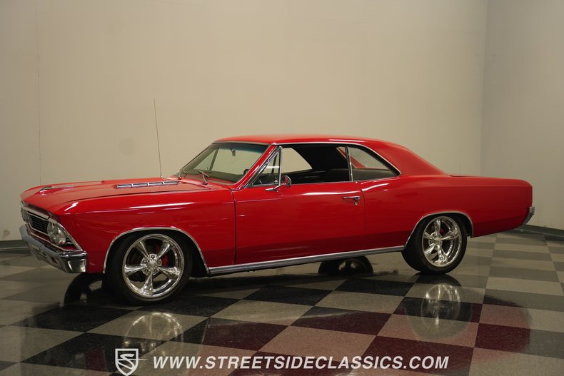 Unknown-Chevelle-1966-Regal-Red-Black-5