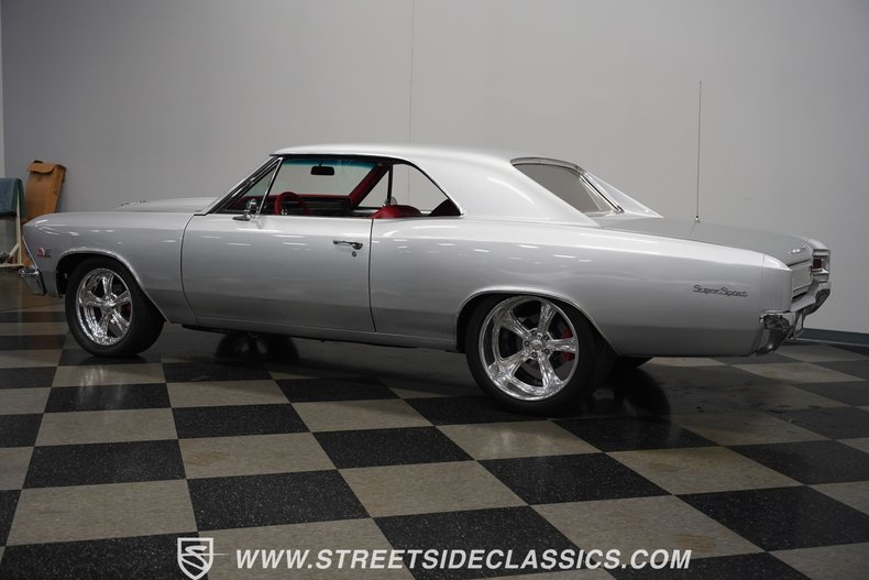 Unknown-Chevelle-1966-Titanium-Silver-Red-14