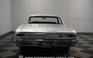 Unknown-Chevelle-1966-Titanium-Silver-Red-16