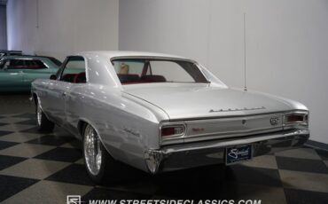 Unknown-Chevelle-1966-Titanium-Silver-Red-2