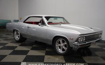 Unknown-Chevelle-1966-Titanium-Silver-Red-26