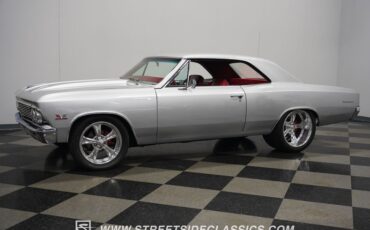 Unknown-Chevelle-1966-Titanium-Silver-Red-45