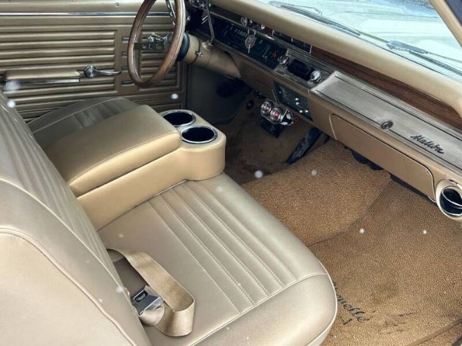 Unknown-Chevelle-1967-Beige-off-White-8