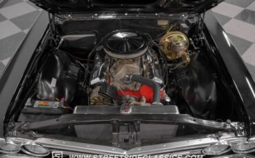 Unknown-Chevelle-1967-Black-Red-1
