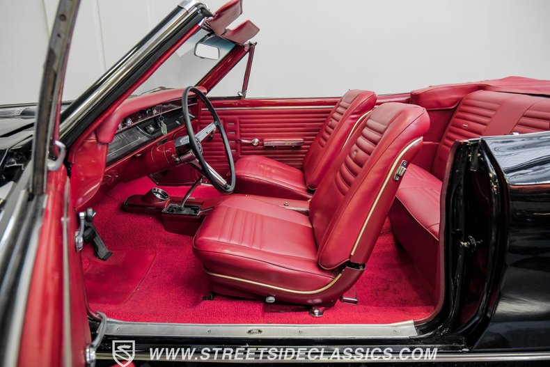Unknown-Chevelle-1967-Black-Red-11
