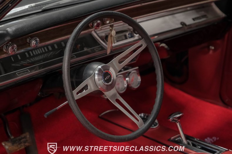 Unknown-Chevelle-1967-Black-Red-12