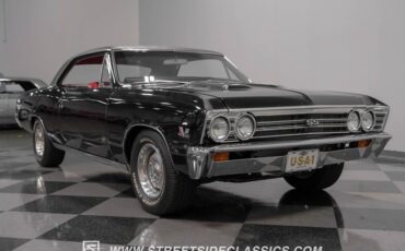 Unknown-Chevelle-1967-Black-Red-17