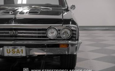 Unknown-Chevelle-1967-Black-Red-21