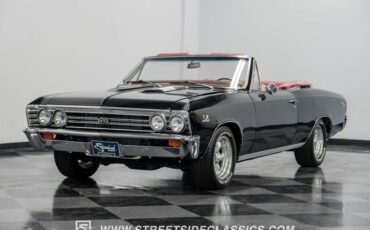 Unknown-Chevelle-1967-Black-Red-22