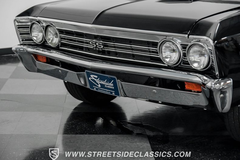 Unknown-Chevelle-1967-Black-Red-24