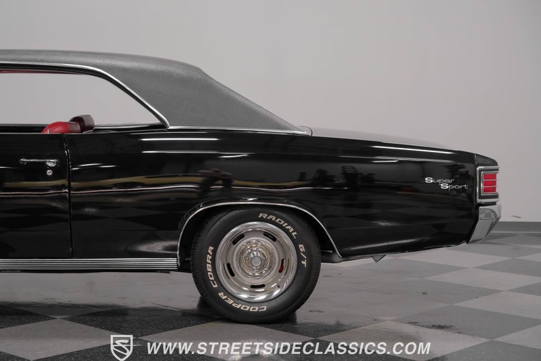 Unknown-Chevelle-1967-Black-Red-24