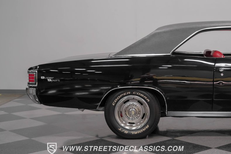 Unknown-Chevelle-1967-Black-Red-28
