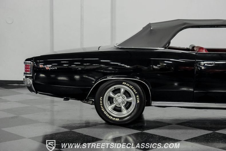 Unknown-Chevelle-1967-Black-Red-34