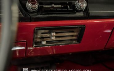 Unknown-Chevelle-1967-Black-Red-42