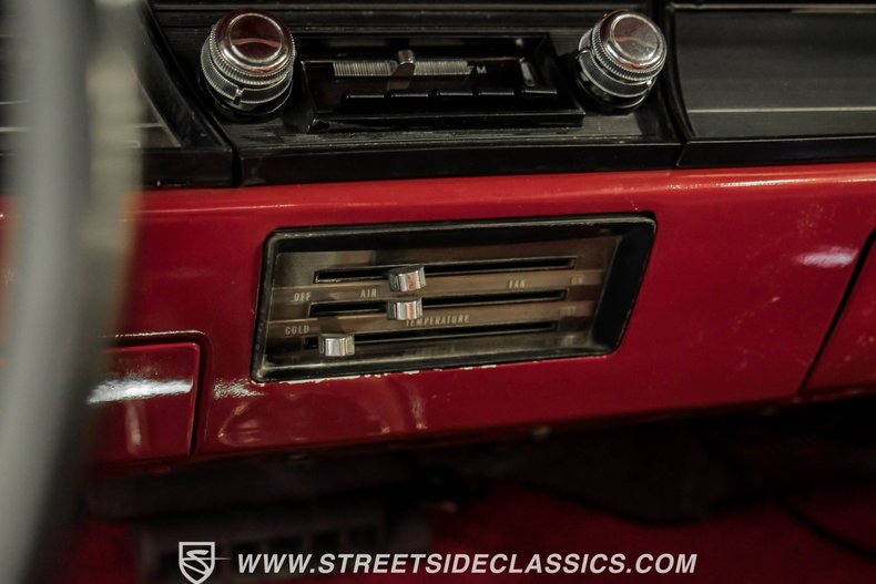 Unknown-Chevelle-1967-Black-Red-42