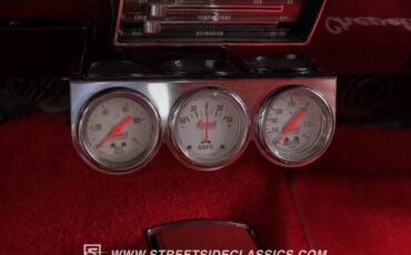 Unknown-Chevelle-1967-Black-Red-42