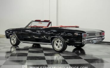 Unknown-Chevelle-1967-Black-Red-5