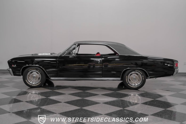 Unknown-Chevelle-1967-Black-Red