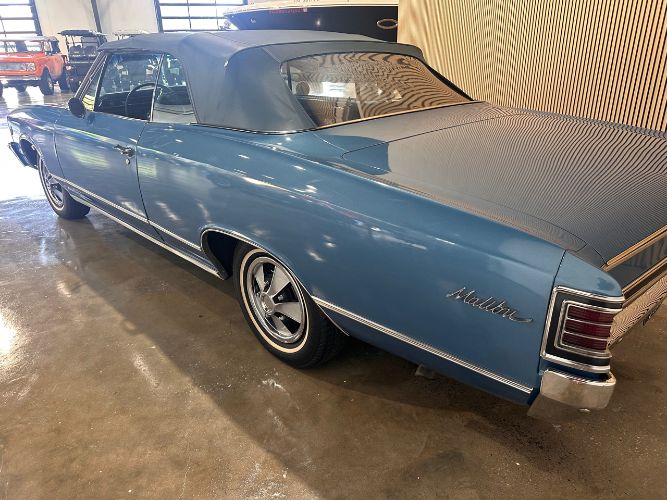 Unknown-Chevelle-1967-Blue-Blue-Vinyl-10