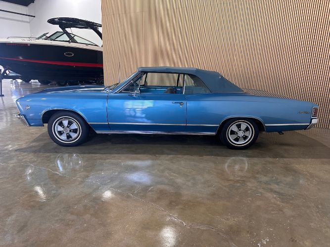 Unknown-Chevelle-1967-Blue-Blue-Vinyl-12