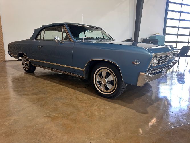 Unknown-Chevelle-1967-Blue-Blue-Vinyl-15