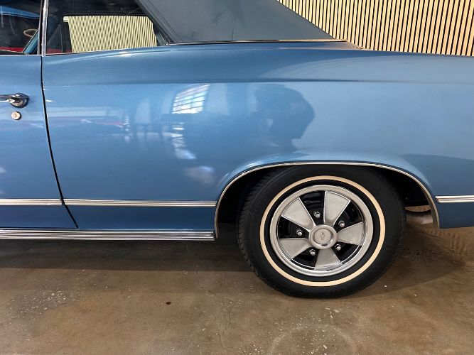 Unknown-Chevelle-1967-Blue-Blue-Vinyl-4