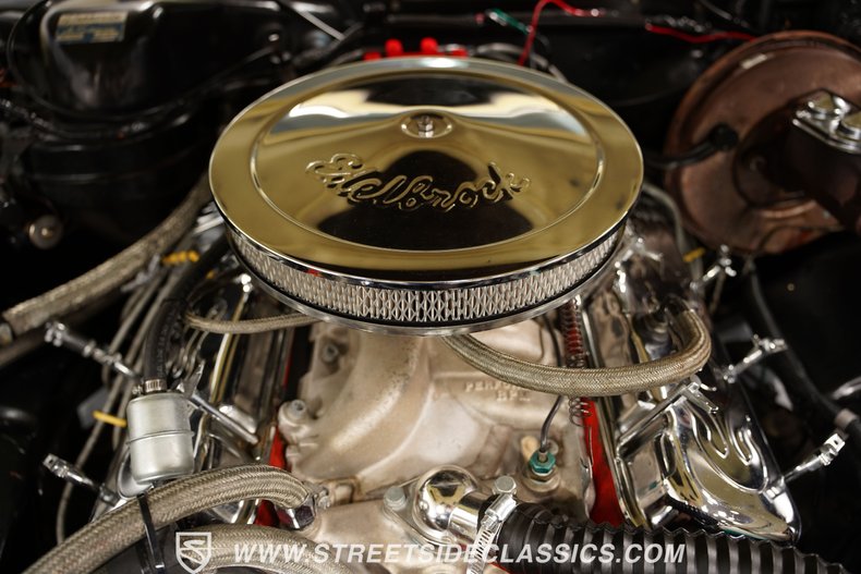 Unknown-Chevelle-1967-Butternut-Yellow-Black-36