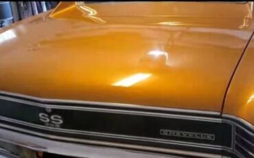 Unknown-Chevelle-1967-Gold-Black-6