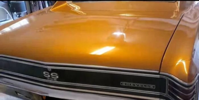 Unknown-Chevelle-1967-Gold-Black-6