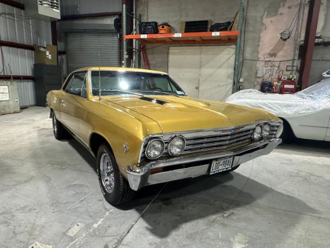 Unknown-Chevelle-1967-Granada-Gold-10