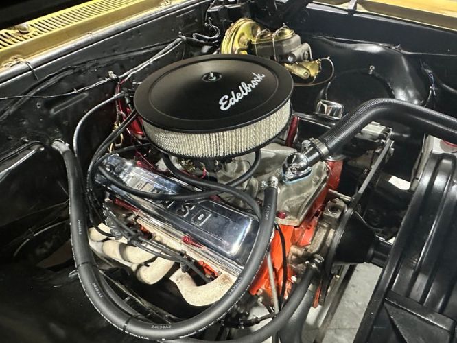 Unknown-Chevelle-1967-Granada-Gold-22