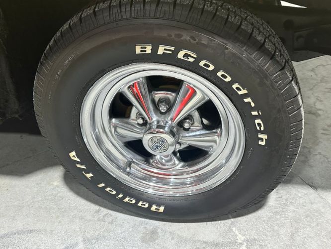Unknown-Chevelle-1967-Granada-Gold-29