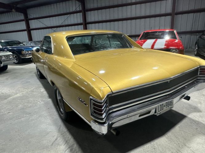 Unknown-Chevelle-1967-Granada-Gold-34