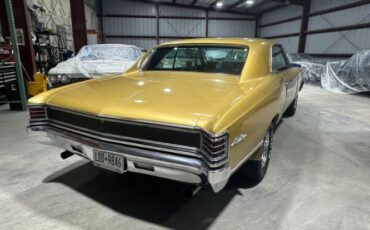 Unknown-Chevelle-1967-Granada-Gold-38