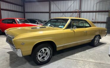 Unknown-Chevelle-1967-Granada-Gold-40